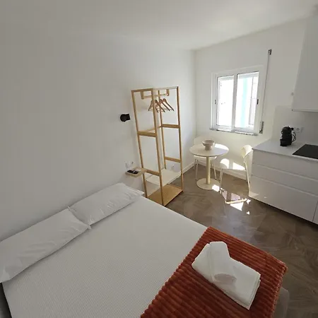 Urban Nest 3 Apartman *